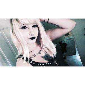 Meet your Posher, Lexi